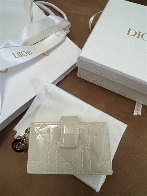 dior gusseted card holder|Lady Dior Jasmine Card Holder.